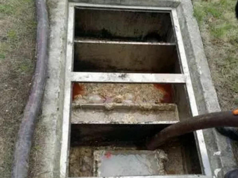 石首隔油池清理